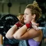 Lady doing front squat